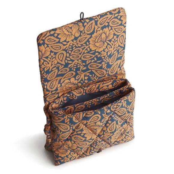 ✨BNWT - Vera Bradley Baird Hipster Crossbody in Lotus Montage Roasted Pecan✨ - Picture 2 of 11